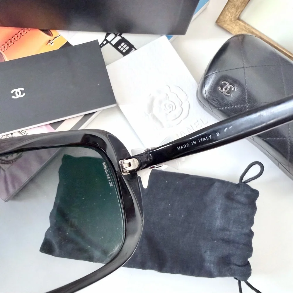 Chanel CC Logo Ribbon‎ Black Acetate Oversized Sunglasses
